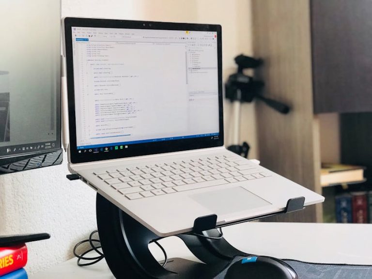 Использование Claude AI API для проведения интерактивных и персонализированных вебинаров