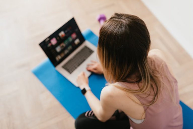Возможности нейросети Claude AI для студентов и SMM-специалистов
