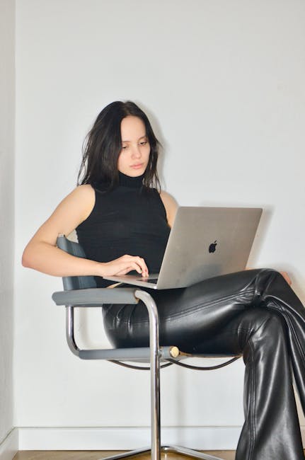 Официальный сайт Claude AI для бизнеса