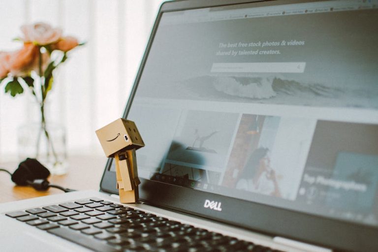 Создание диалогов в Claude AI Chatbot для студентов